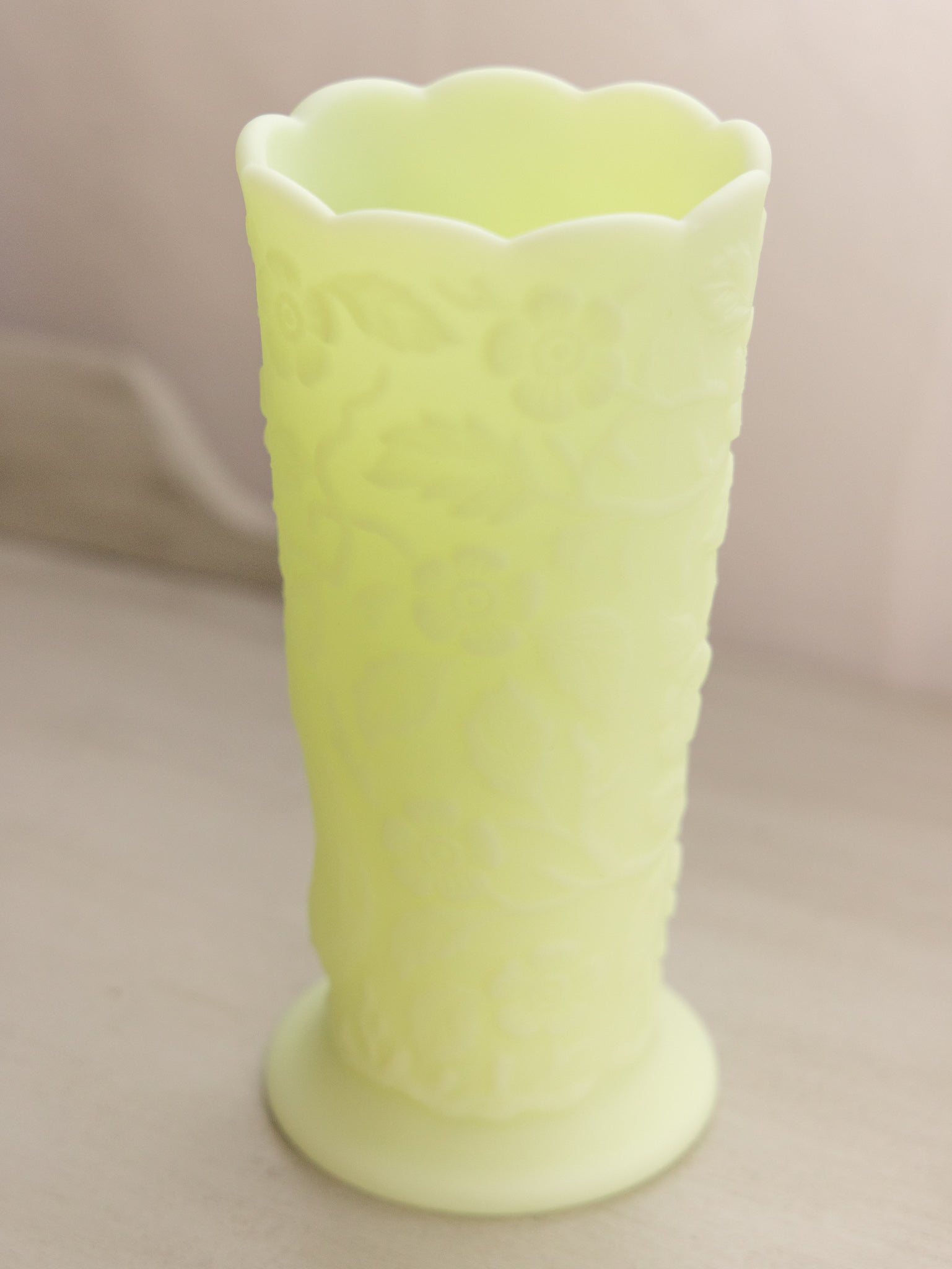 Vintage Fenton Green Custard Uranium Glass Peacock Vase – Gem
